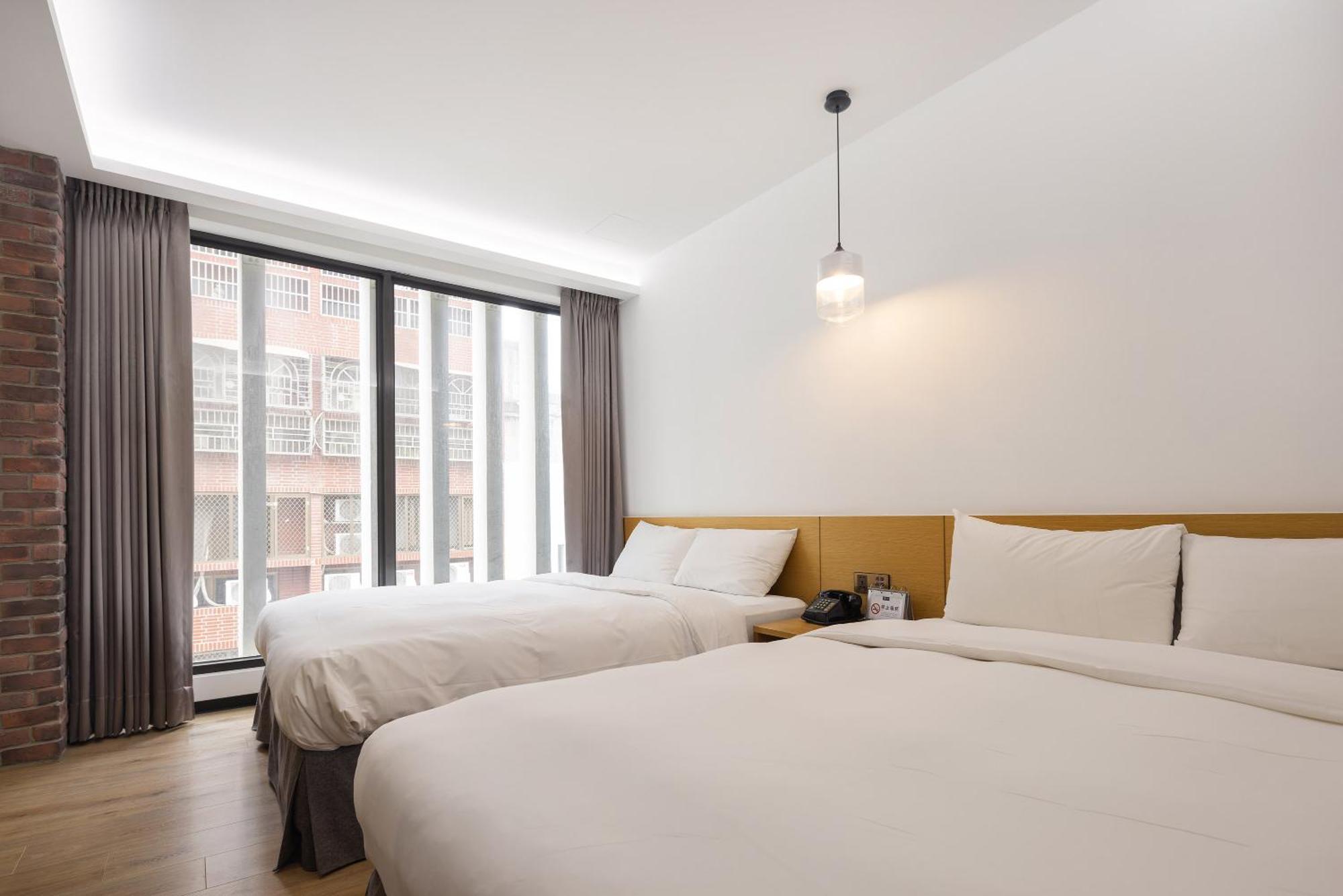 Bluesky Hotel Tajcshung Szoba fotó